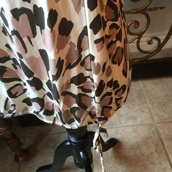 Trina Turk Silky lined strapless tank - Picture 3 of 11